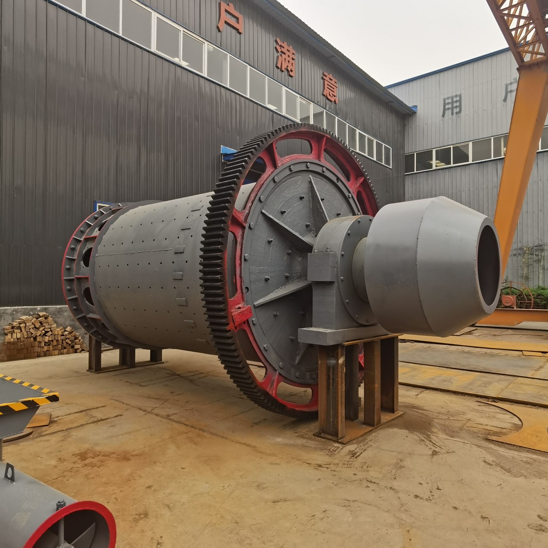 棒磨式制砂机新型球磨制砂机钢棒钢球破碎机研磨机制砂设备制沙机