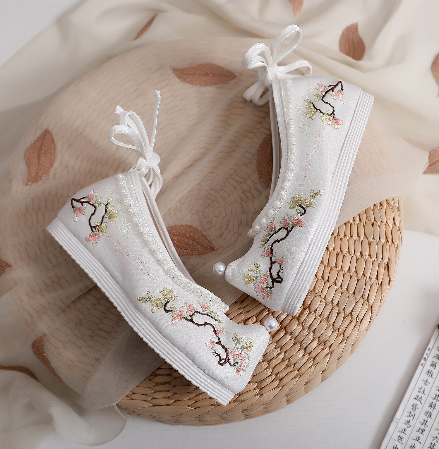 【珠边花枝】春秋内增高复古女弓鞋古代汉服配鞋古风女鞋绣花鞋