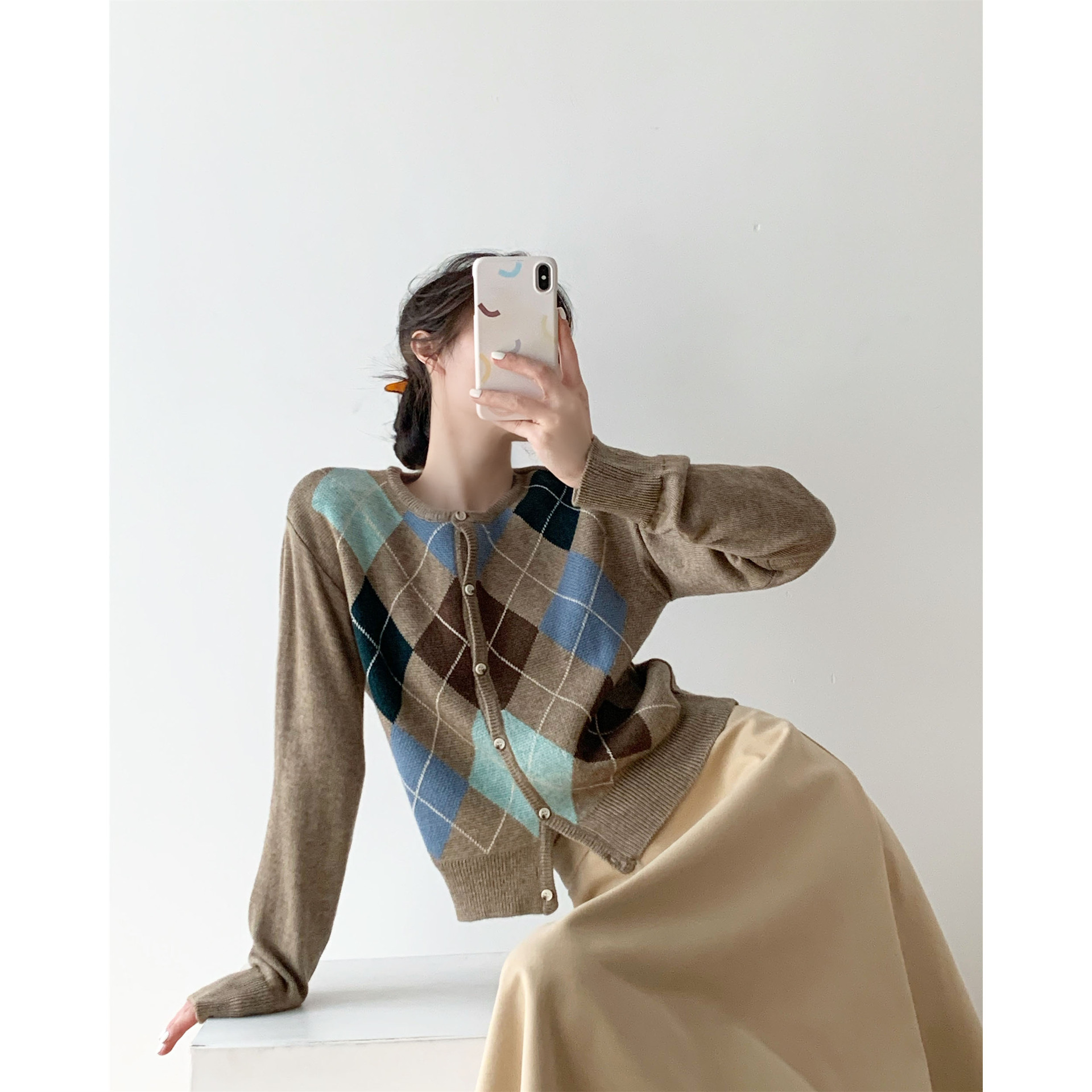 2021秋冬新款韩版休闲时尚潮ins气质复古咖主色菱格纹撞色小开衫