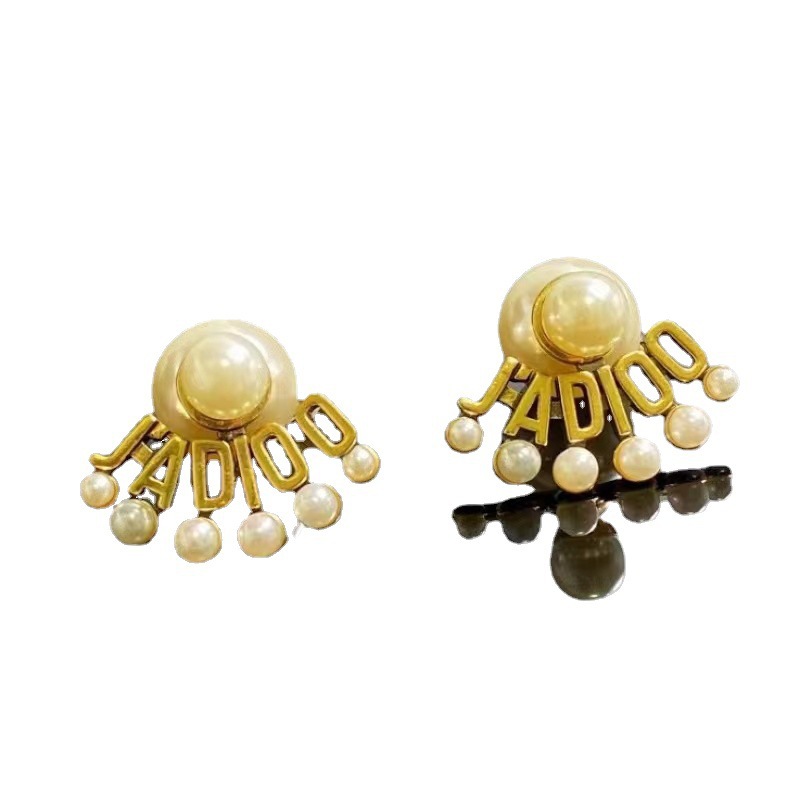 Dijia Classic Pearl Stud Earrings 2023 New Brass D Letter Earrings Ins Female Socialite High-Grade Earrings