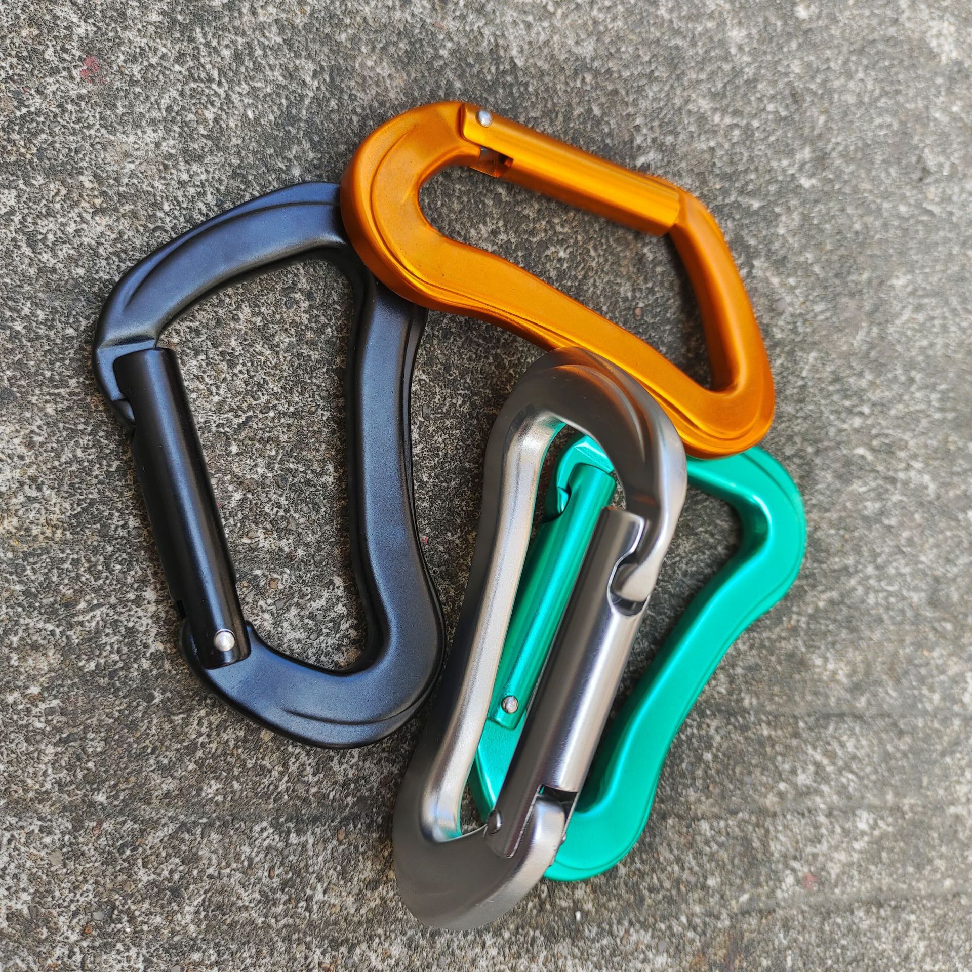 新款直门登山扣攀岩登山消防安全扣户外运动航空铝厂家批发