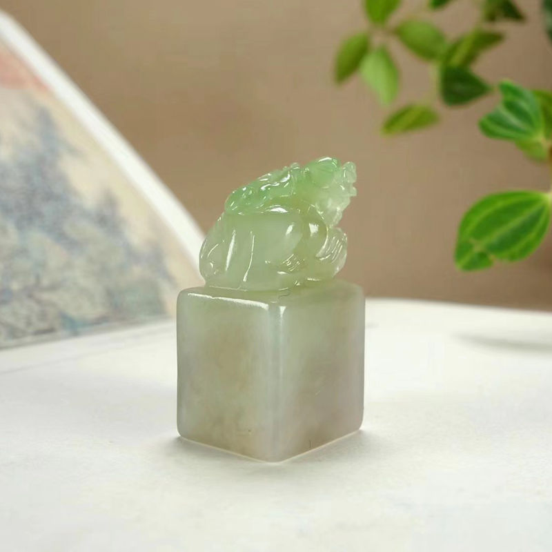 玉器工艺品天然新疆和田玉青海料带翠色玉石招财貔貅印章送证书