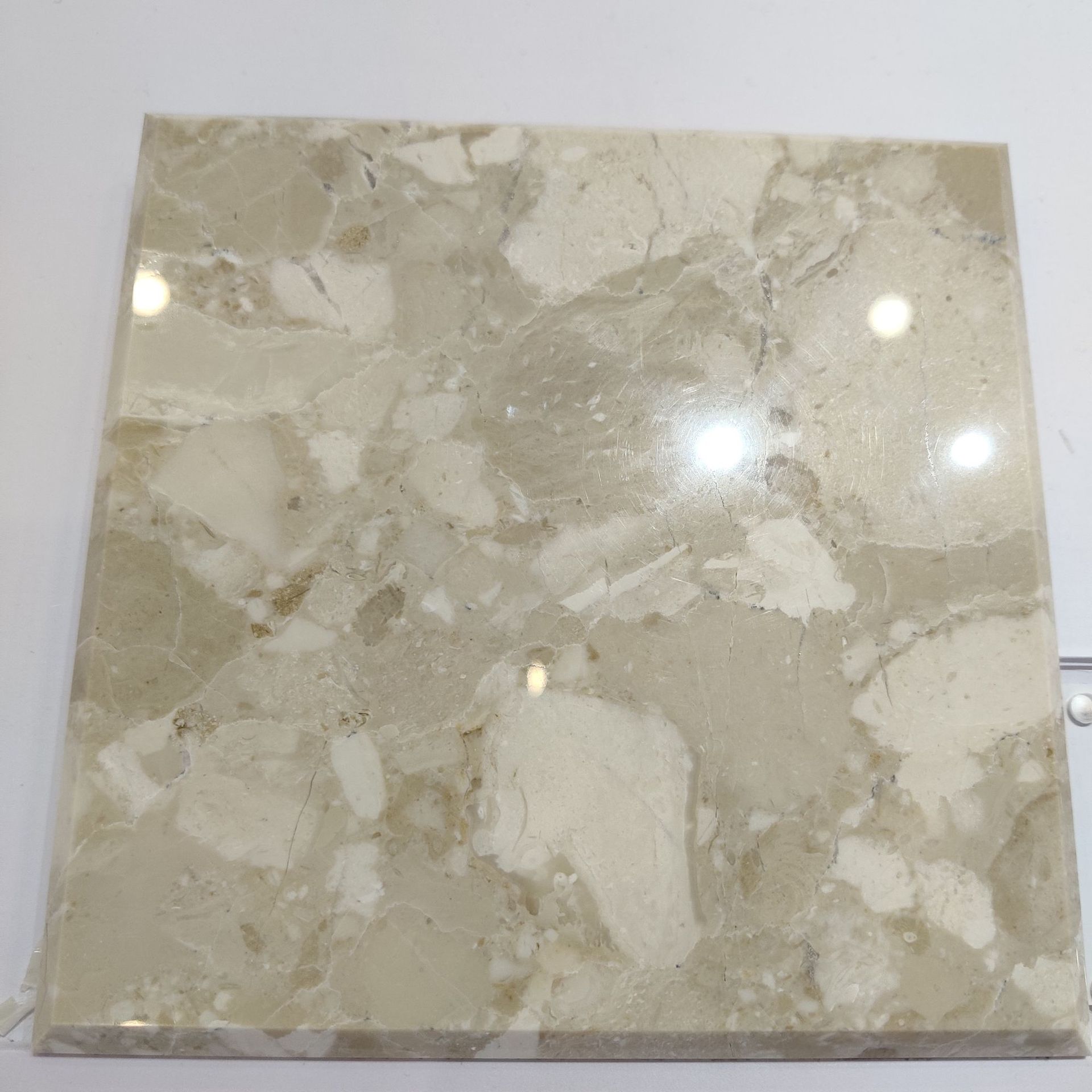 米黄色颗粒大理石蒙太奇墙面地面台面洗手台楼梯窗台国产水刀拼花