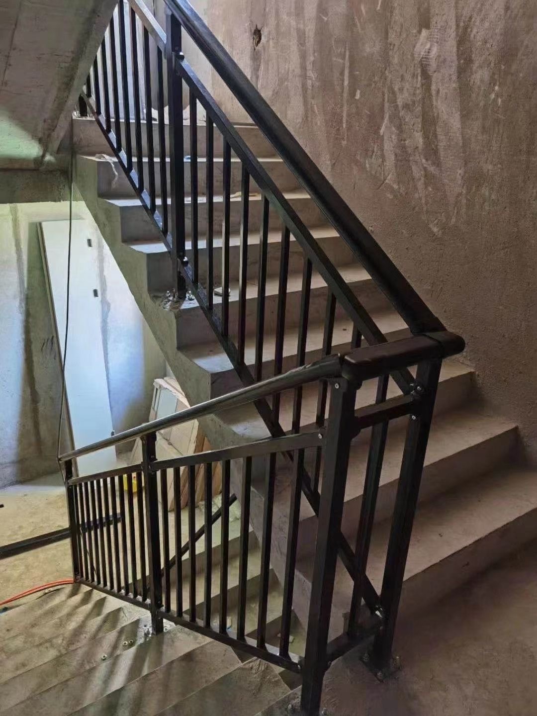 厂家直销 锌钢楼梯扶手 别墅铝合金护栏 颜色可选 组装楼梯扶手