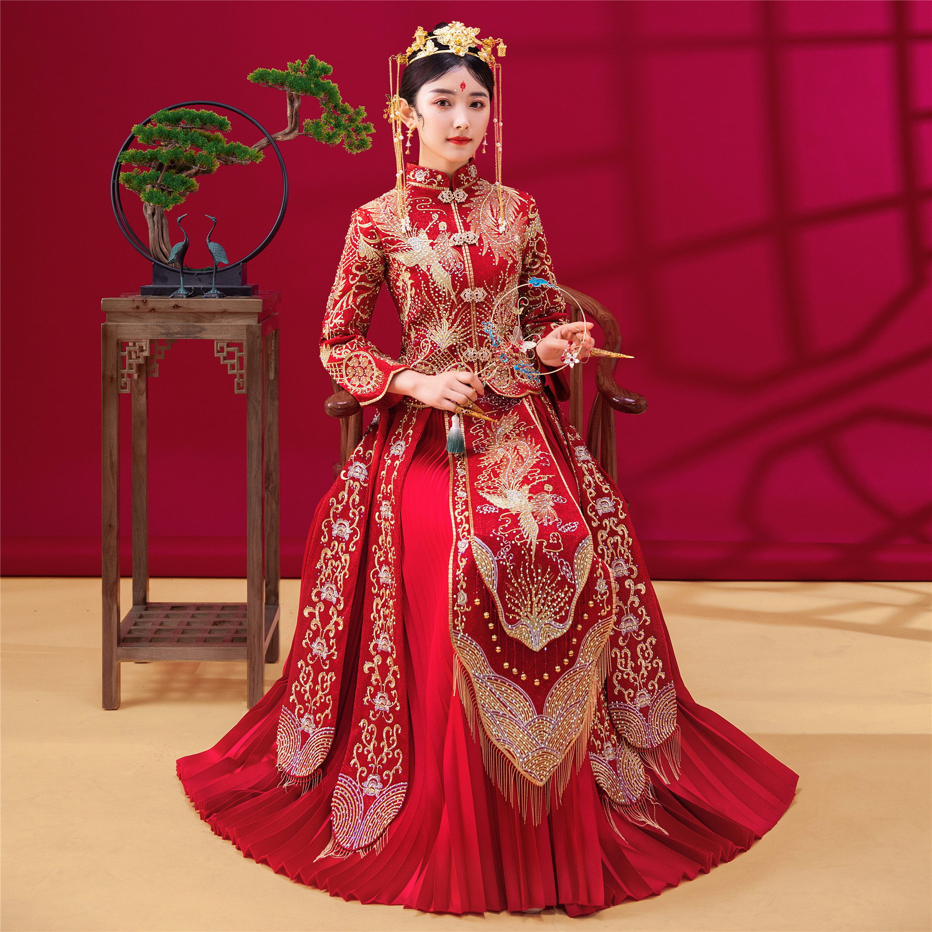 中式婚纱礼服女复古2022新款秀禾服新娘装结婚喜庆敬酒晚礼服加钻