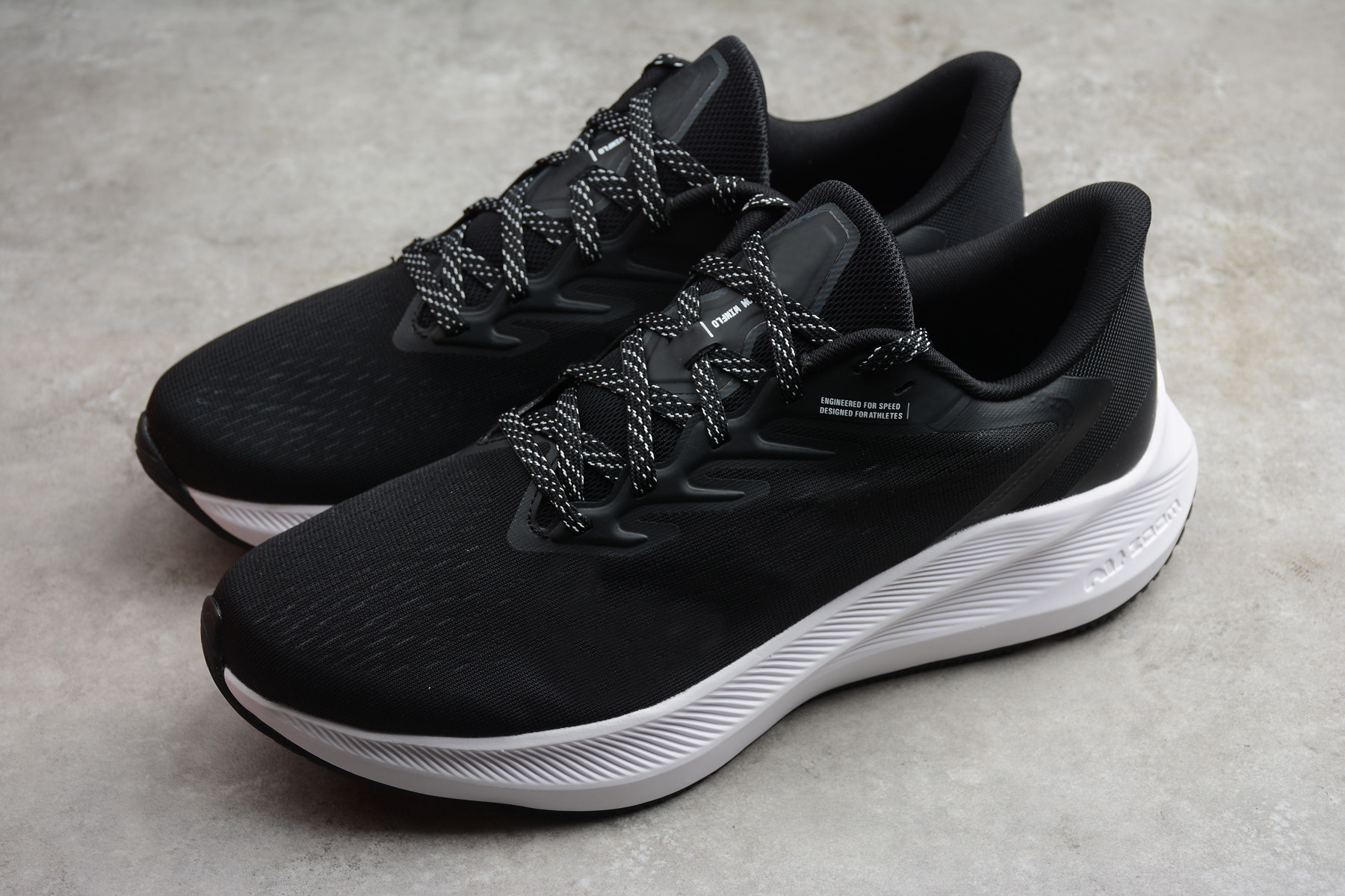 登月32代登月15代马拉松男鞋女鞋跑步鞋运动鞋情侣休闲鞋慢跑鞋