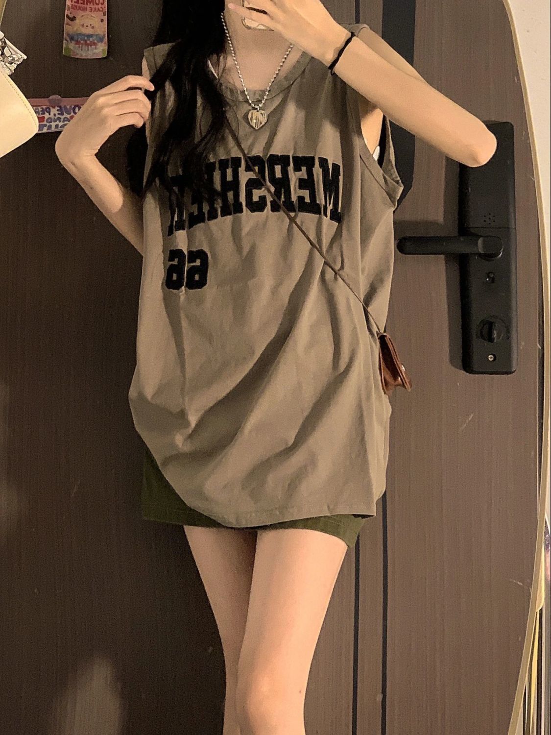马甲背心美式复古高街吊带外穿无袖女运动甜辣字母中长款夏季上衣