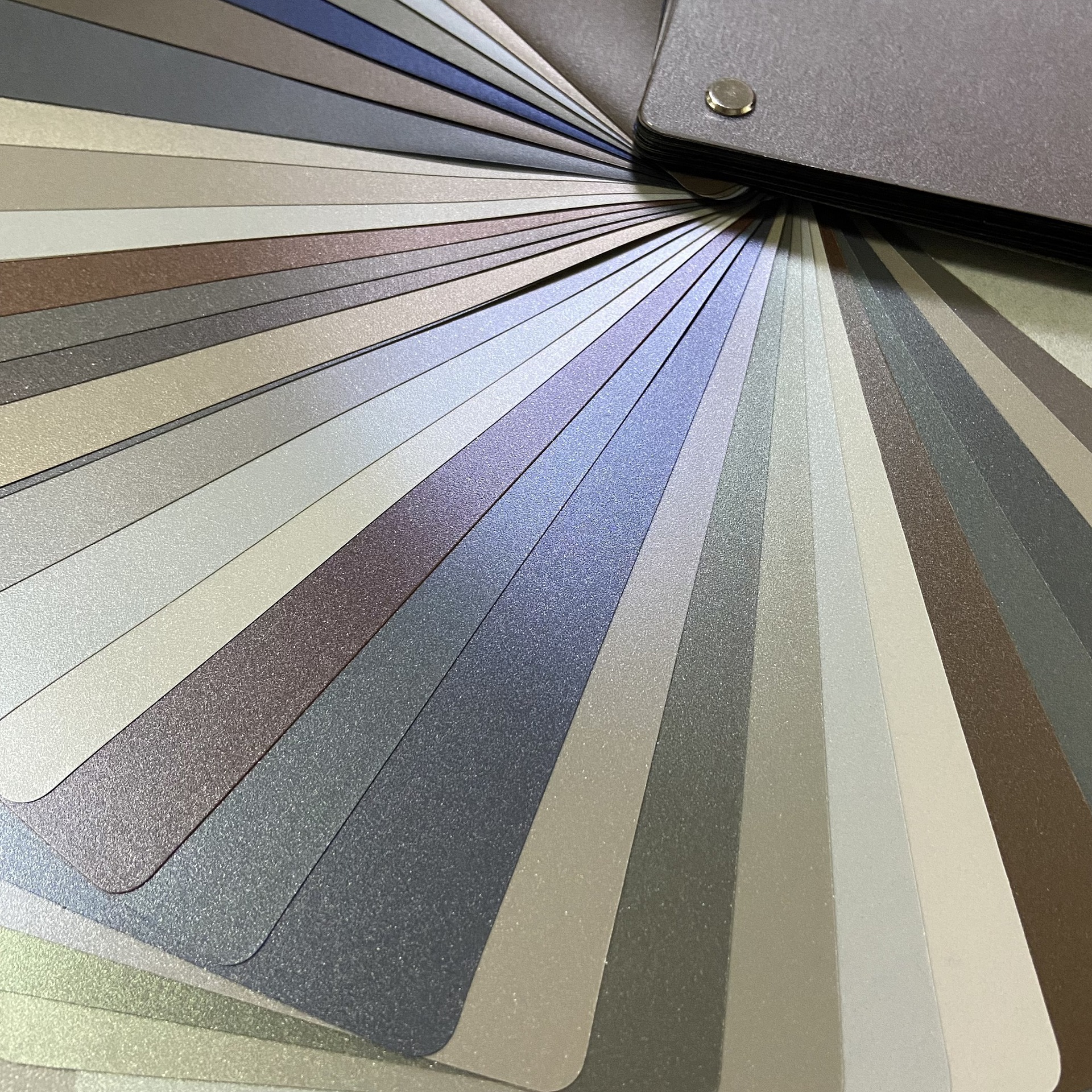 16丝全新金属幻彩拉丝pvc装饰膜包覆平贴吸塑均可