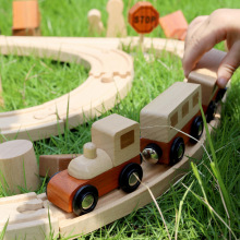 木质火车轨道套装拼搭积木儿童轨道车玩具男孩女2岁3生日礼物宝宝