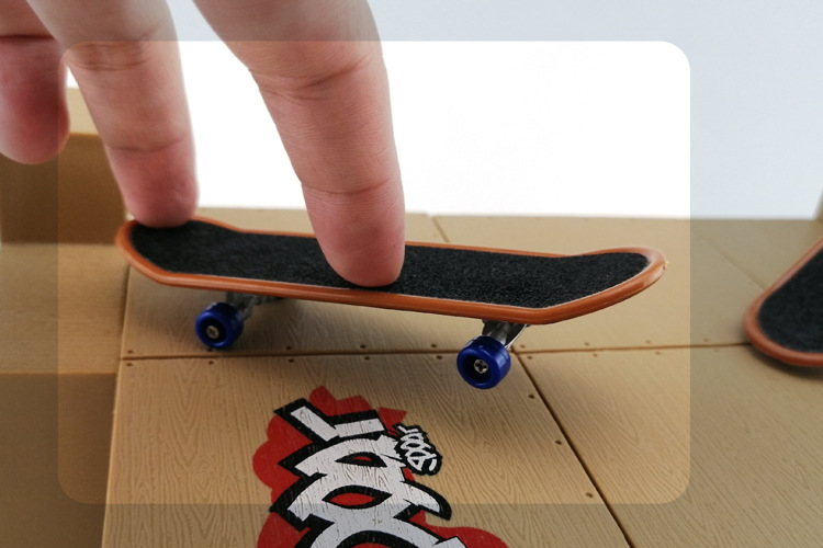 跨境滑板公园场地玩具五件套手指滑板道具