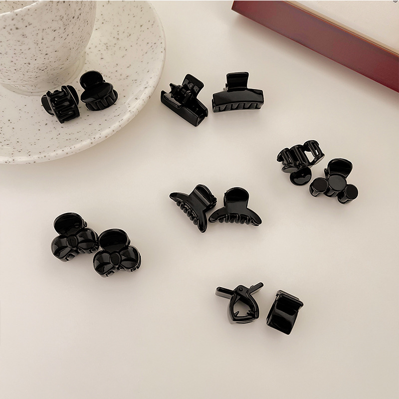 New Zhou Yangqing Same Style Black Mini Bang Small Jaw Clip Female Little Clip Hair Volume Less Acrylic Barrettes Wholesale