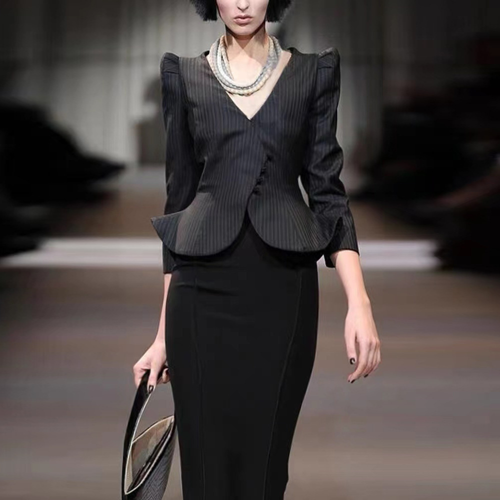 2022早春装走秀款设计感法式职业套装女包臀修身西装裙鱼尾裙9812