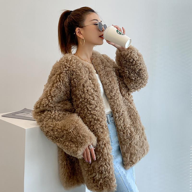 批发土耳其羊卷毛2022冬新款皮毛一体外套女中长款羊羔毛皮草大衣