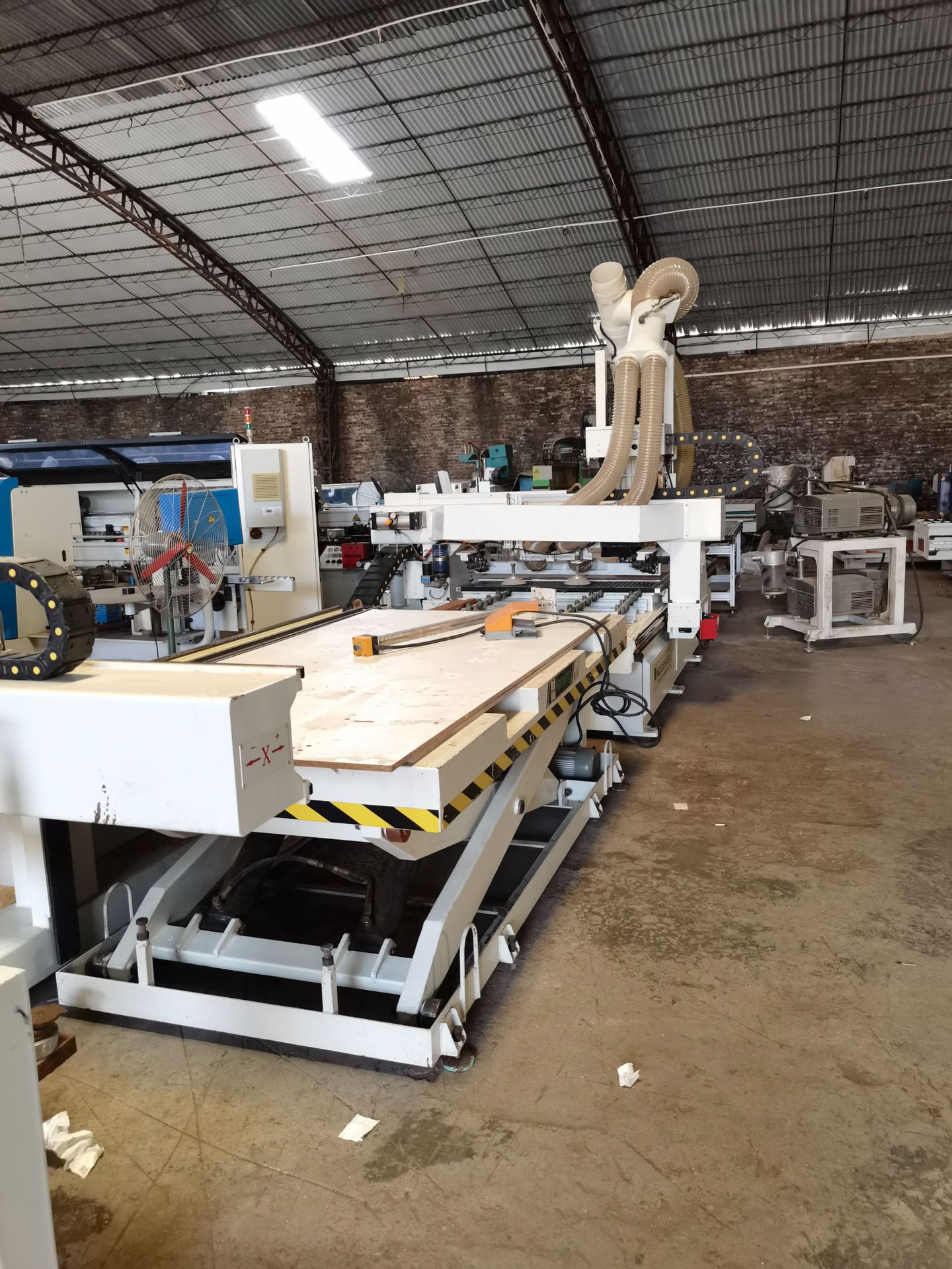 厂家出售二手木工机械设备五轴加工中心回收各类二手木工机械设备