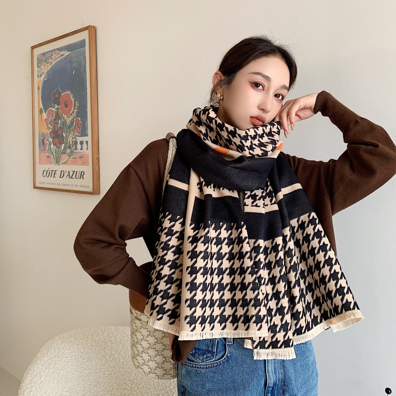 2022 Graceful and Fashionable Line Color Matching Houndstooth Cashmere-like Talma Autumn and Winter Live Broadcast Hot Selling Product Scarf Scarf Scarf