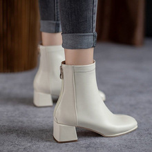 方头时装法式高跟靴白色短靴女春秋单靴2021年新款小众气质中粗跟