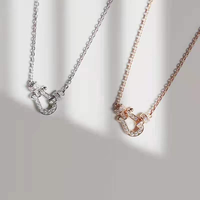 fred费雷德项链高端镀18kforce10玫瑰彩金马蹄8字扣头满钻锁骨链
