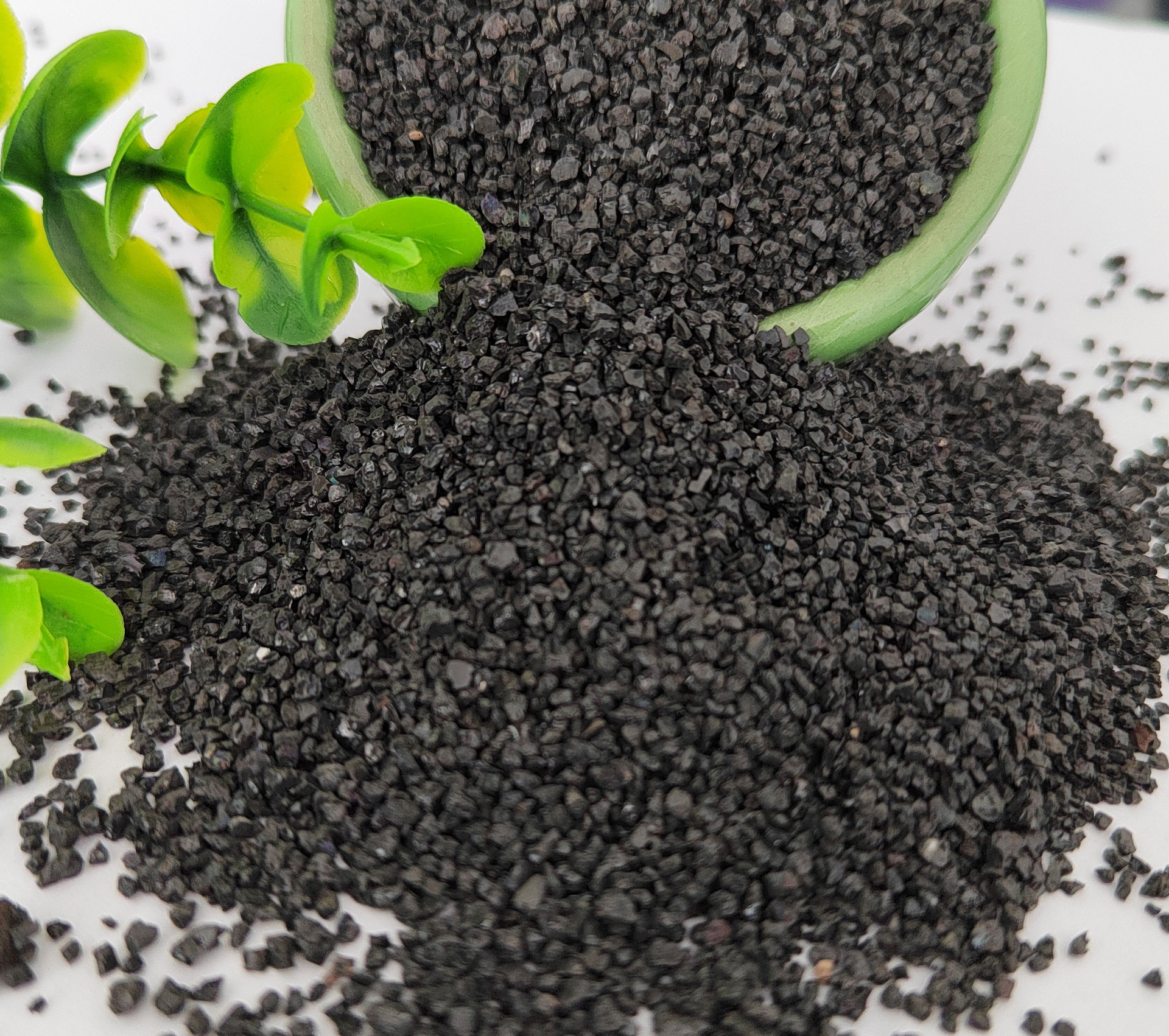 供应优质黑刚玉 黑钢玉抛光砂 抛光研磨砂 表面处理量大从优