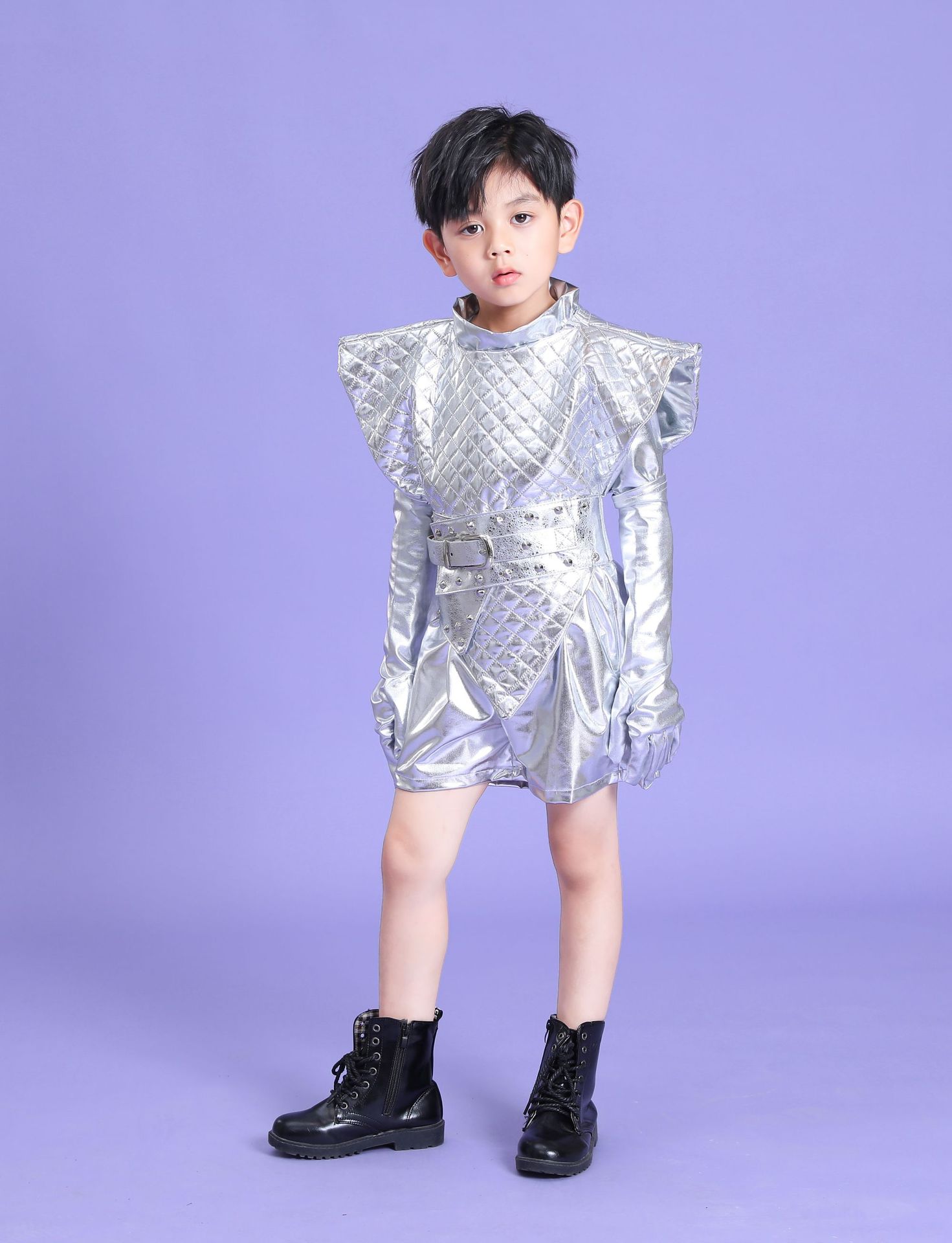 男童新款科技风主题拍摄服装潮童个性模卡走秀演出服元宇宙摄影服