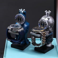 创意绿水鬼手表架托手表支架太空人展示台托架摆件手表收纳置物架