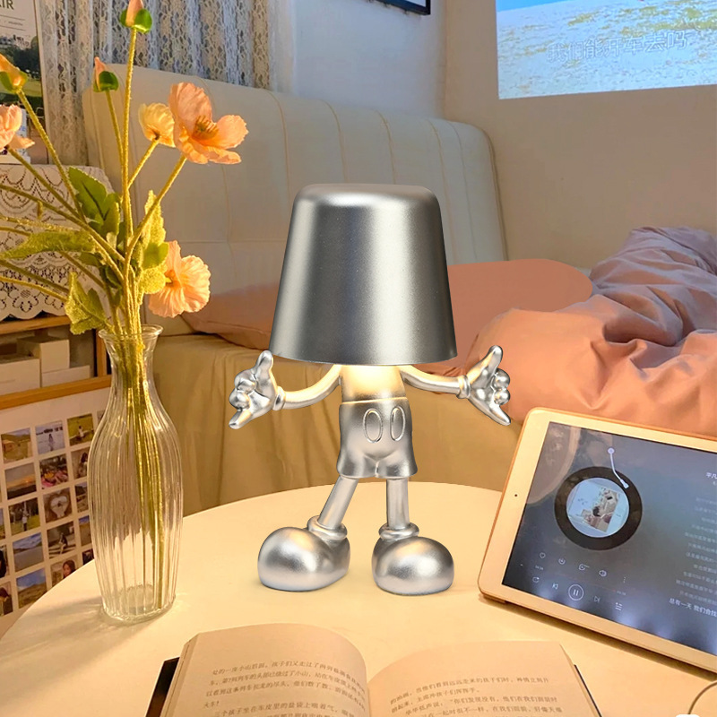 New Product Small Gold Statue Touch Charging Lamp Study and Bedroom Bedside Small Night Lamp Italian Ins Decoration Resin Lamp