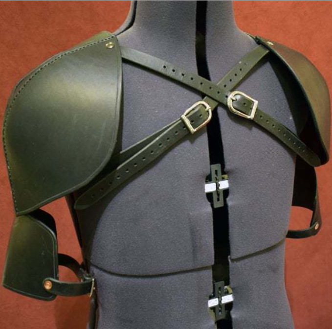 欧洲中世纪武士pu皮革护肩铠甲舞台剧表演cos摄影写真道具