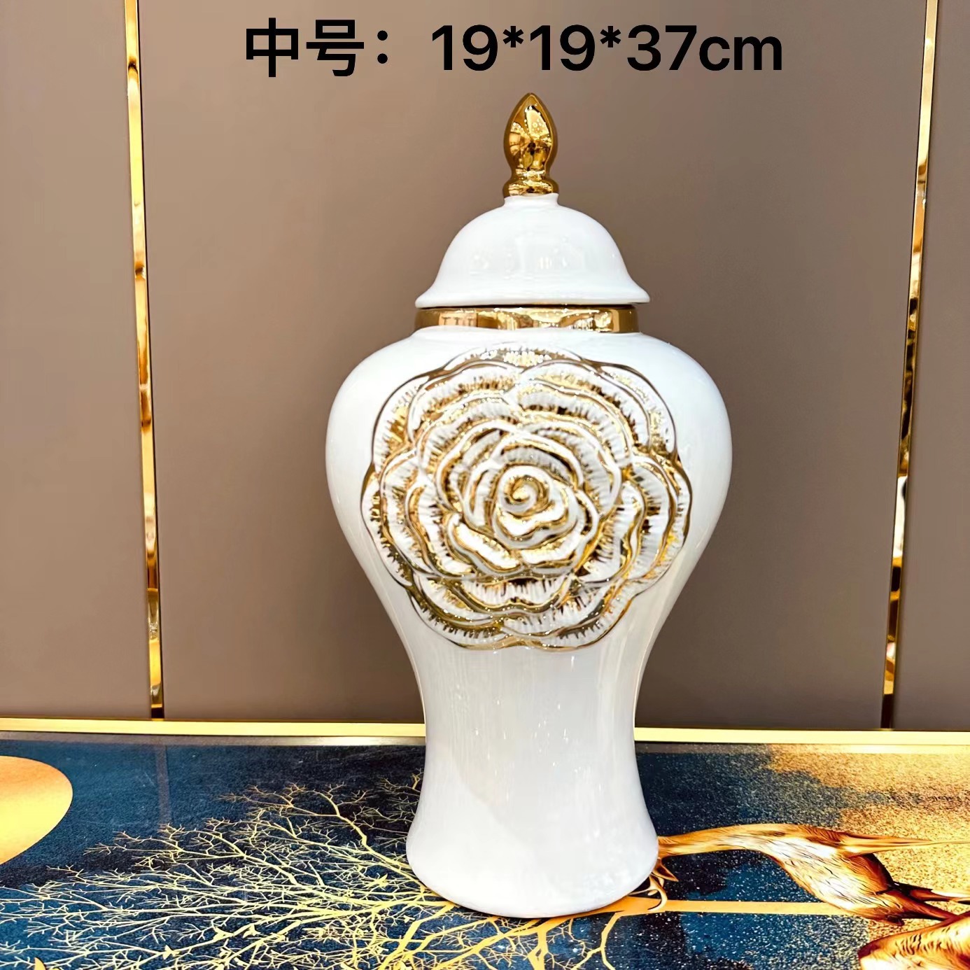 European-Style Electroplated Gold Ceramic Hat-Covered Jar Vase Decoration Light Luxury Crafts Model Room Soft Decoration Entrance Decoration