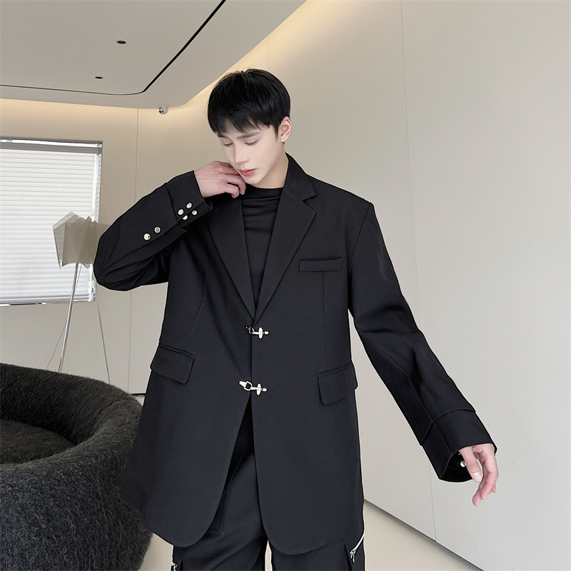 ins叠穿双层袖口假两件套装西服男金属马衔扣西装外套红毯走秀场