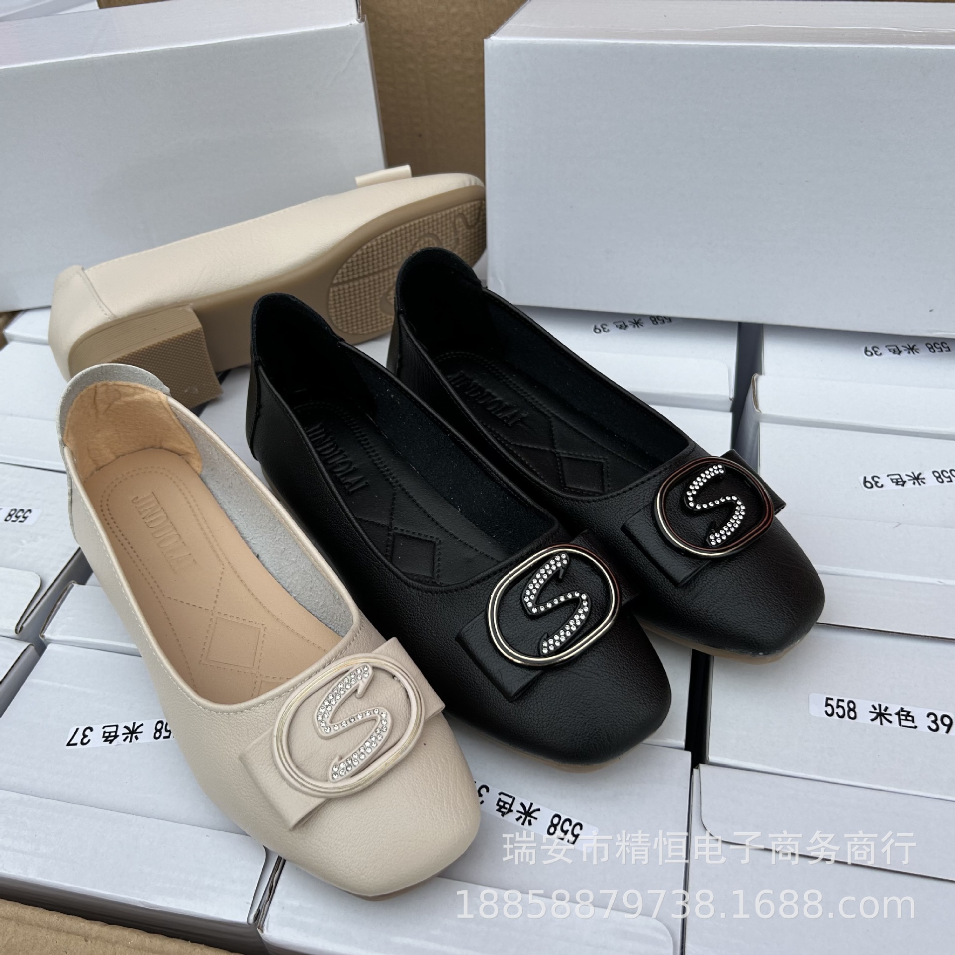 新款软底单鞋女春秋季牛筋果冻底妈妈鞋休闲透气中老年人外贸皮鞋