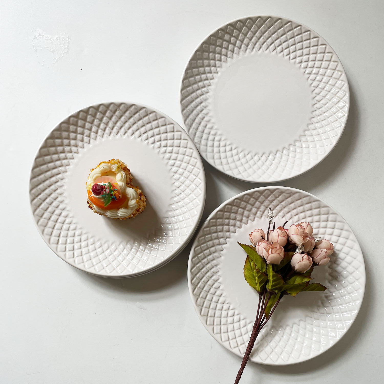 陶瓷餐具盘子家用菜盘酒店个性早餐盘创意牛排盘圆形彩色西餐盘