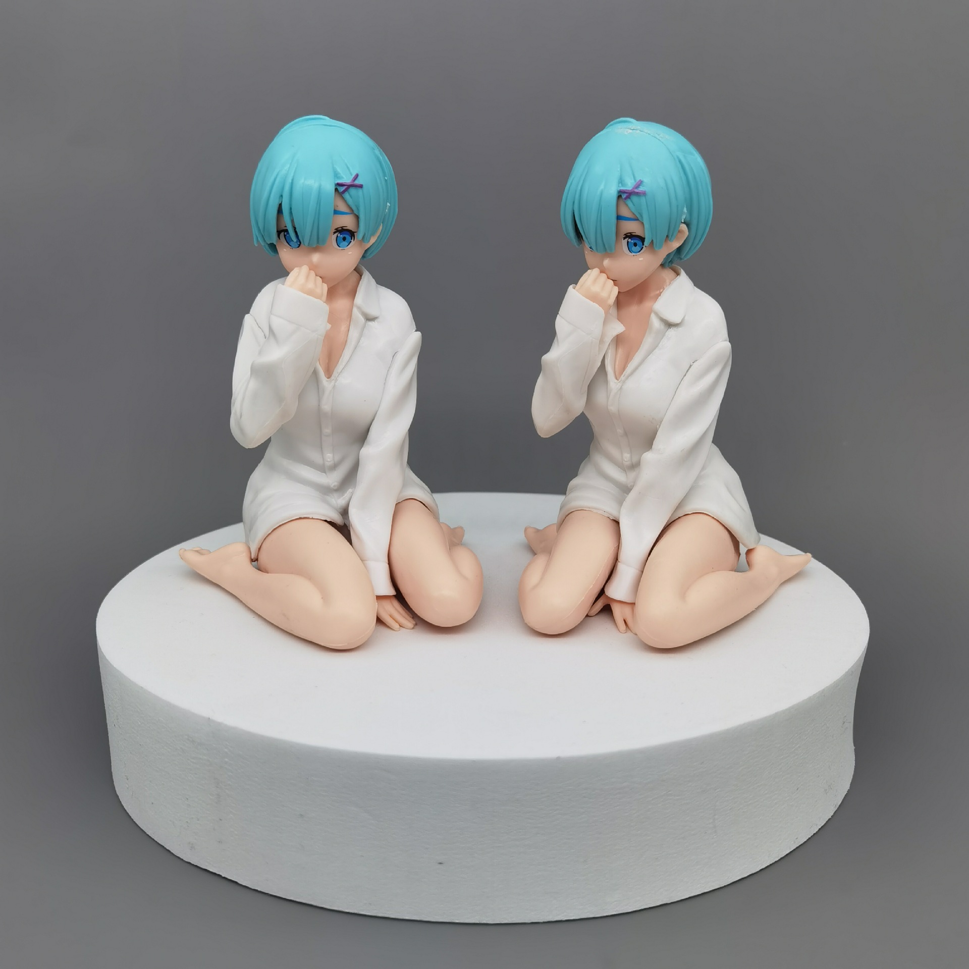 白衬衫蕾姆手办坐姿从零开始的异世界生活动漫周边二次元车载摆件