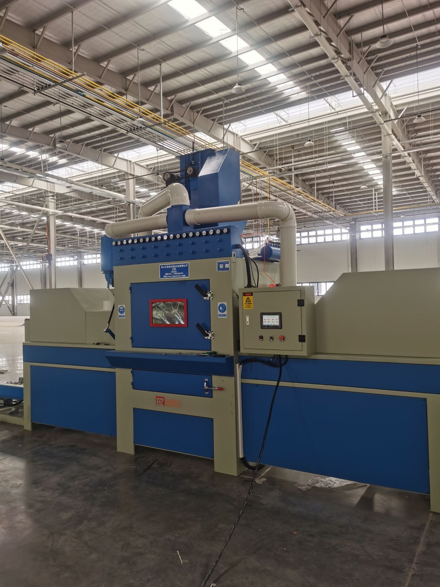 供应河北自动喷砂机石家庄打砂机保定输送式自动喷砂机