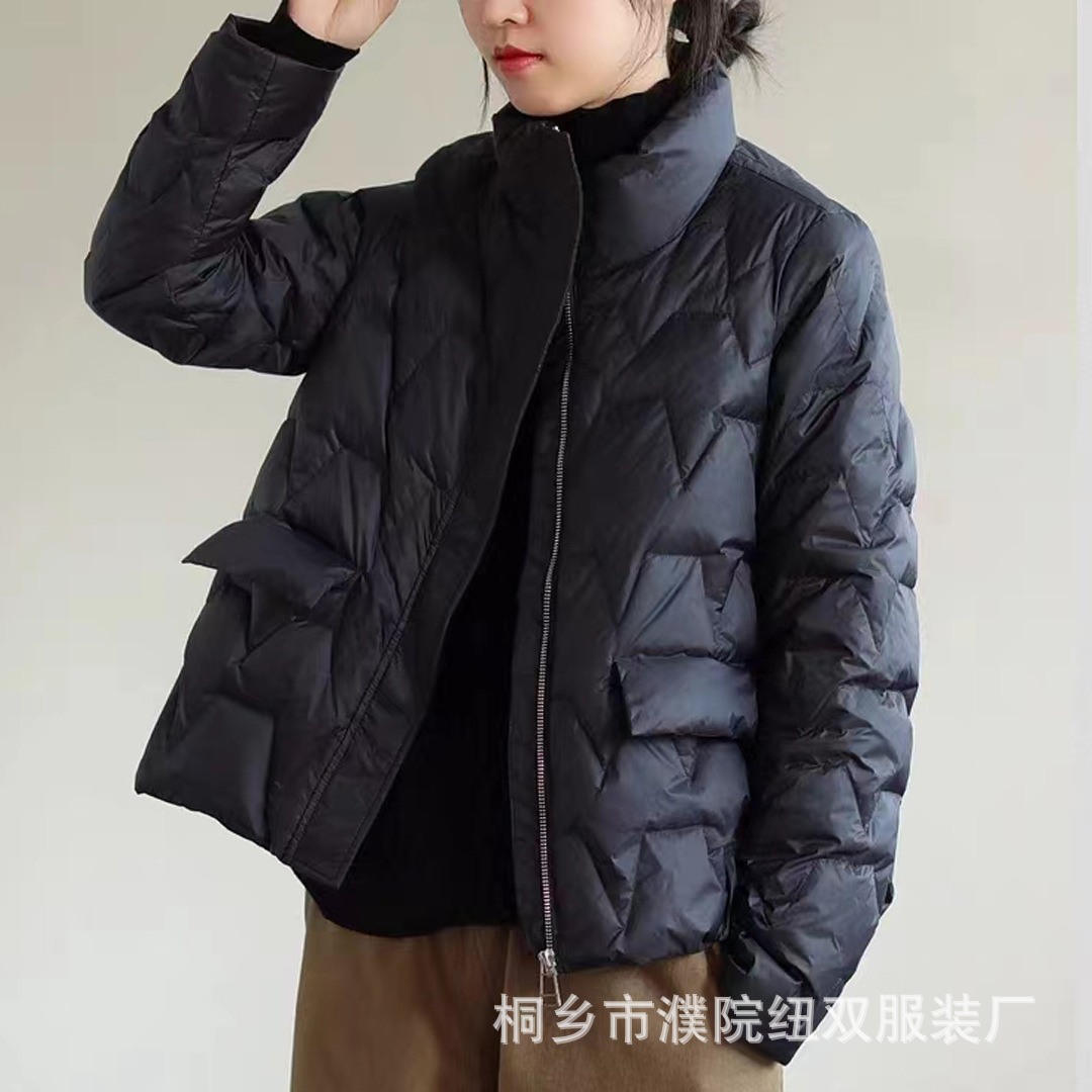 轻薄羽绒服女2023新款白鸭绒韩版宽松立领小个子菱形格羽绒外套潮