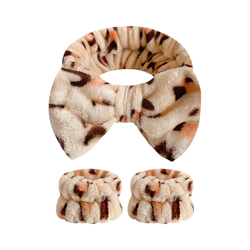 Europe and America Cross Border Leopard Dot Bow Hair Band Wrist Strap Set Women's Face Wash Hair Bands Flannel Absorbent Wrist Strap