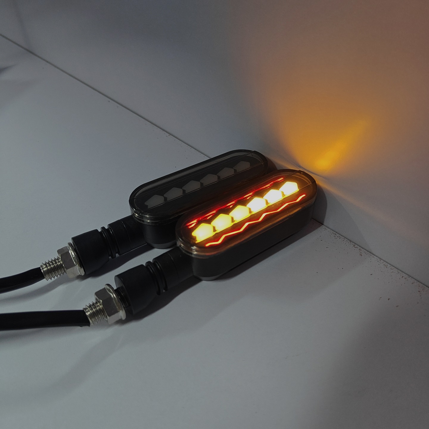 摩托车电动车小牛流水转向灯摩托极光12v转弯灯-阿里巴巴