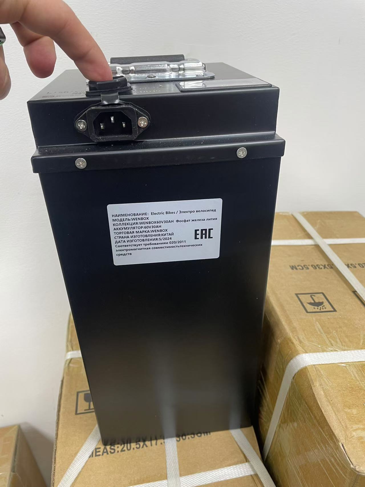 电池厂批发电动自行车电池60v40a两轮车电瓶60伏大容量外卖电池