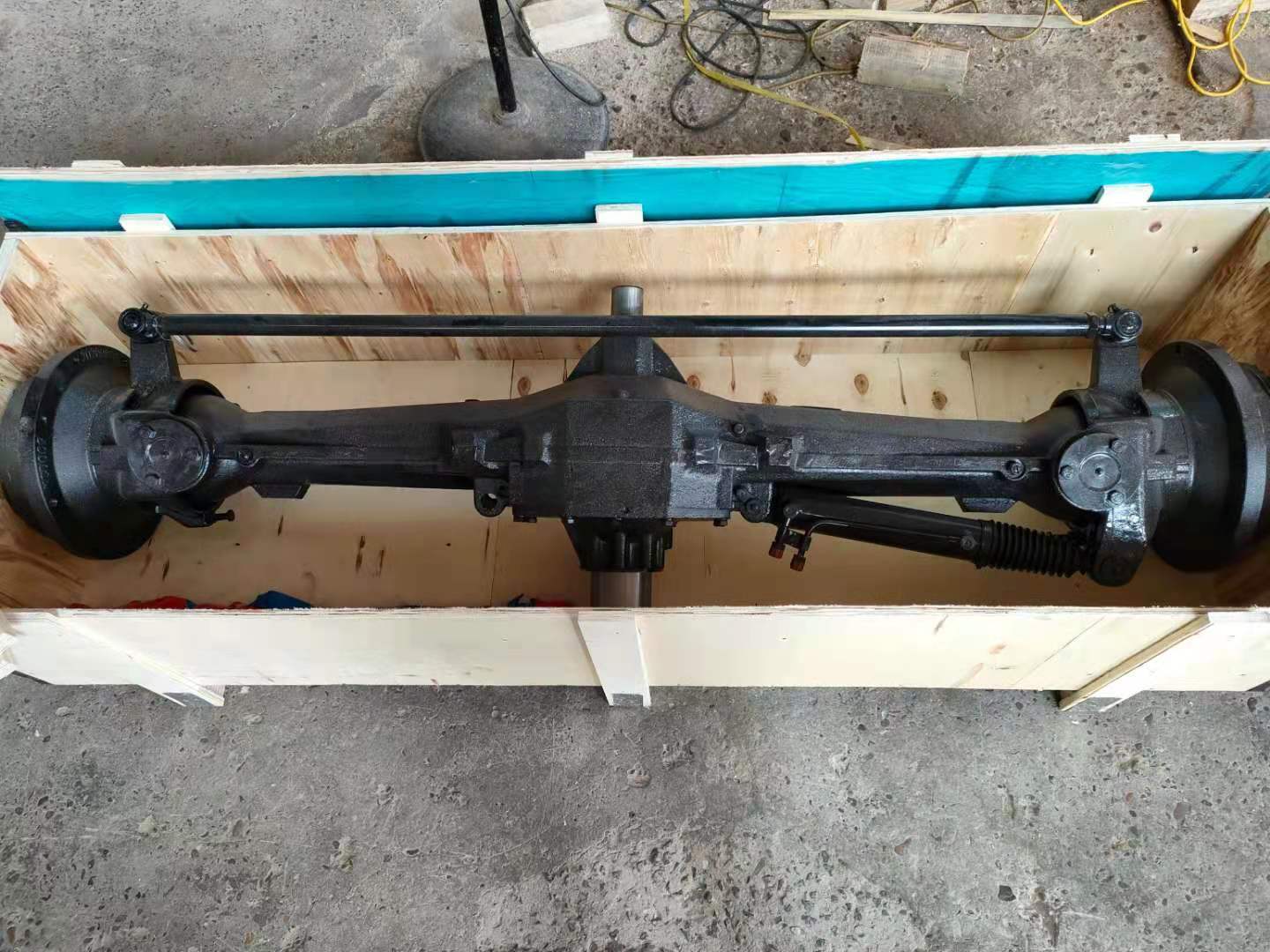 一拖东方红lx904拖拉机前桥总成及其他原车配件