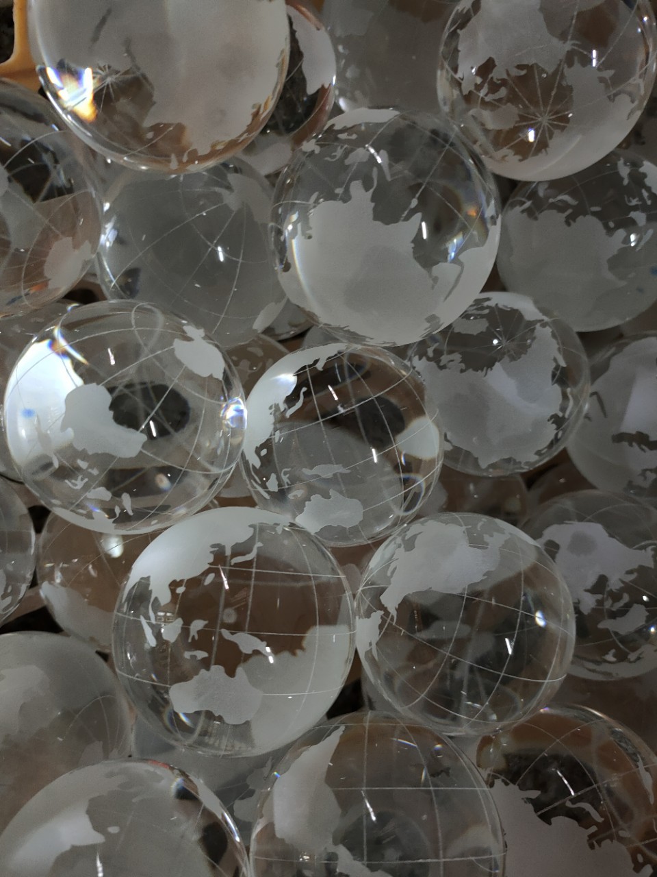 厂家直销水晶玻璃地球 创意工艺品配件 浦江水晶地球仪工艺品摆件