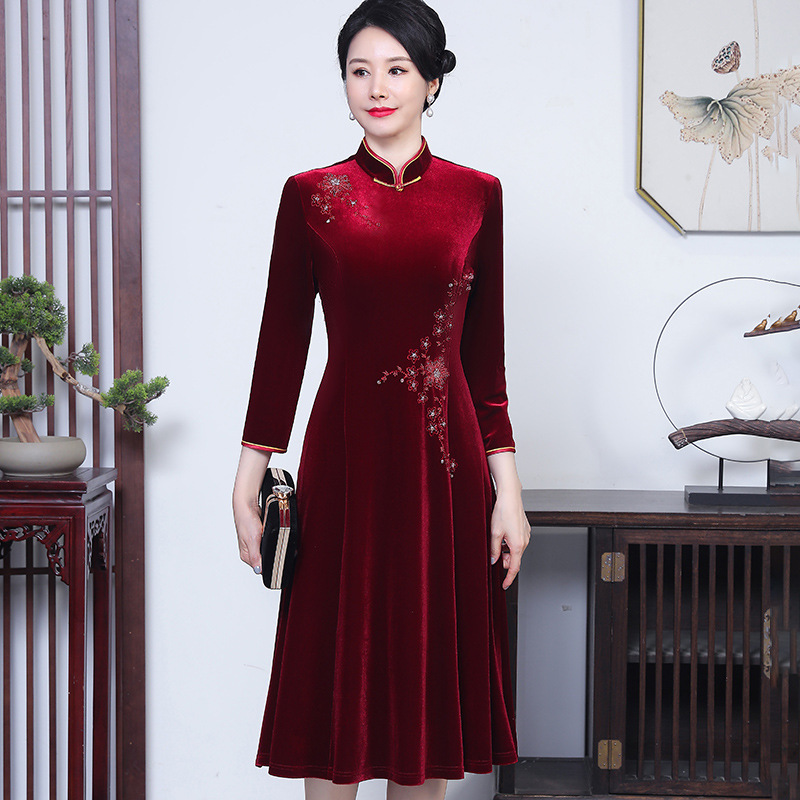 金丝绒改良旗袍喜婆婆婚宴装嫁女儿妈妈礼服大摆高端大气连衣裙