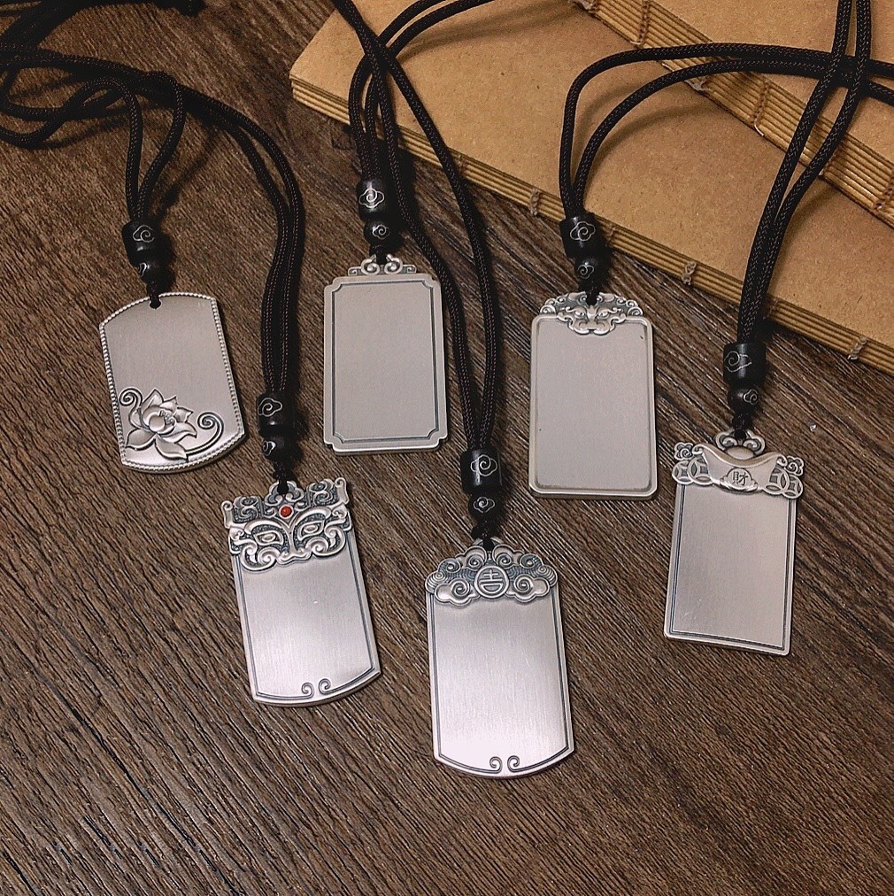 精工足银999复古实心平安无事牌男女挂坠节日送礼银首饰方牌批发