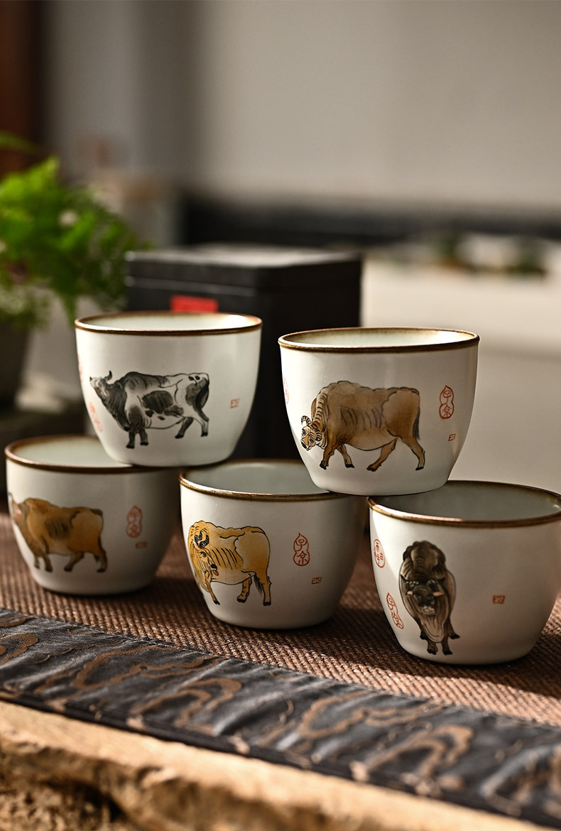 景德镇汝瓷开片茶杯手绘五牛图品茗杯牛转钱坤缸杯大号主人杯礼品
