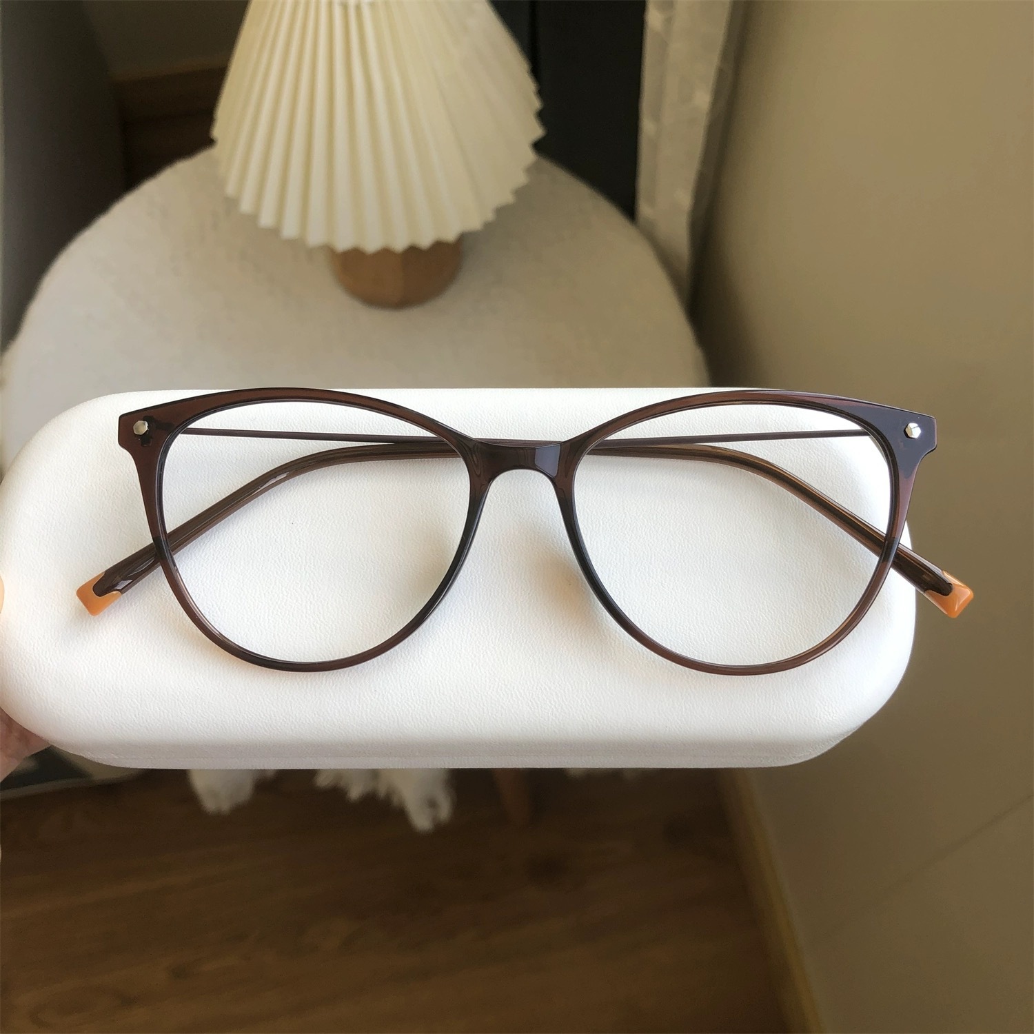 2024新款蝶形猫眼焦糖茶色眼镜框女小框素颜超轻素颜神器圆脸镜架