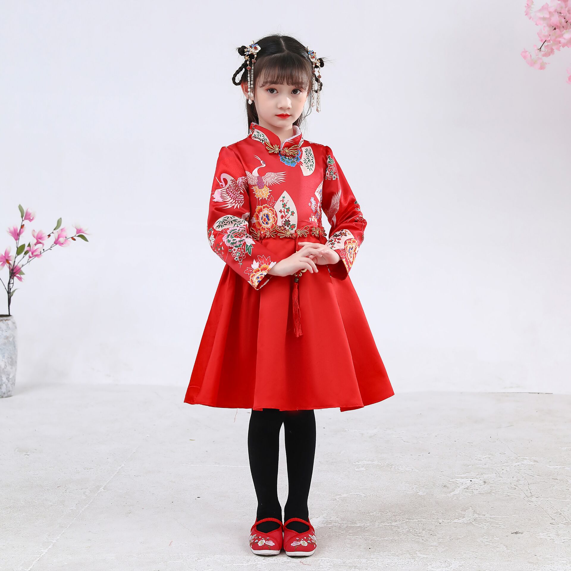 儿童喜庆服唐装元旦小女孩新年拜年服冬女童古装汉服中国风公主裙