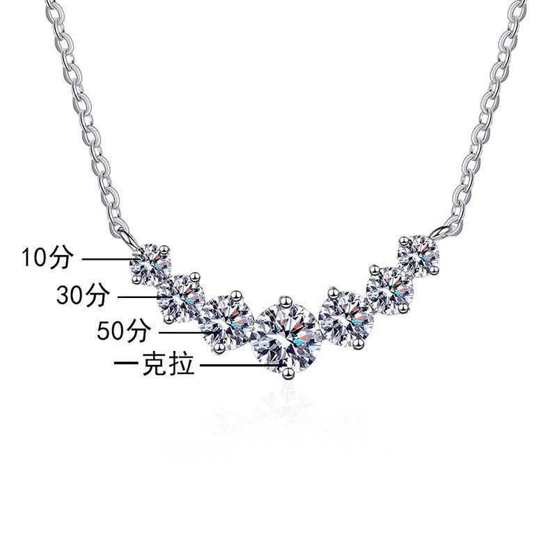 S925 Sterling Silver Pendant Women's Pt950 Plated Simple Smile Qigongzhu 1.7 Karat D Color Moissanite Necklace