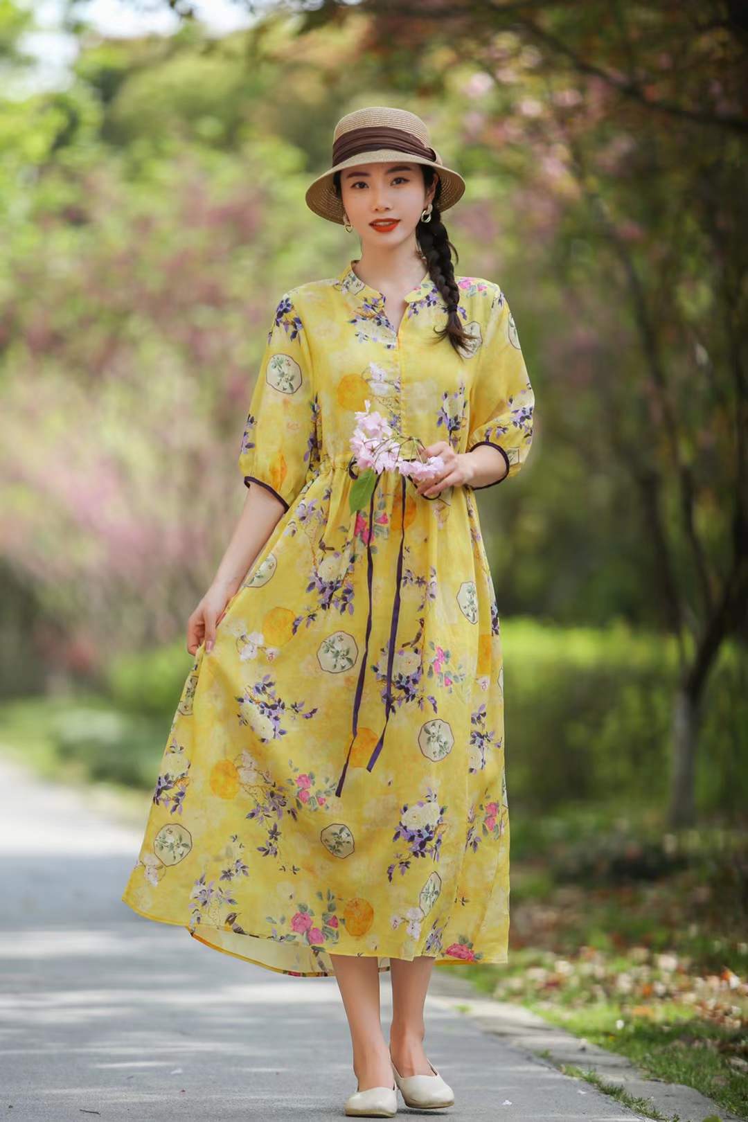 灯笼连衣裙中袖