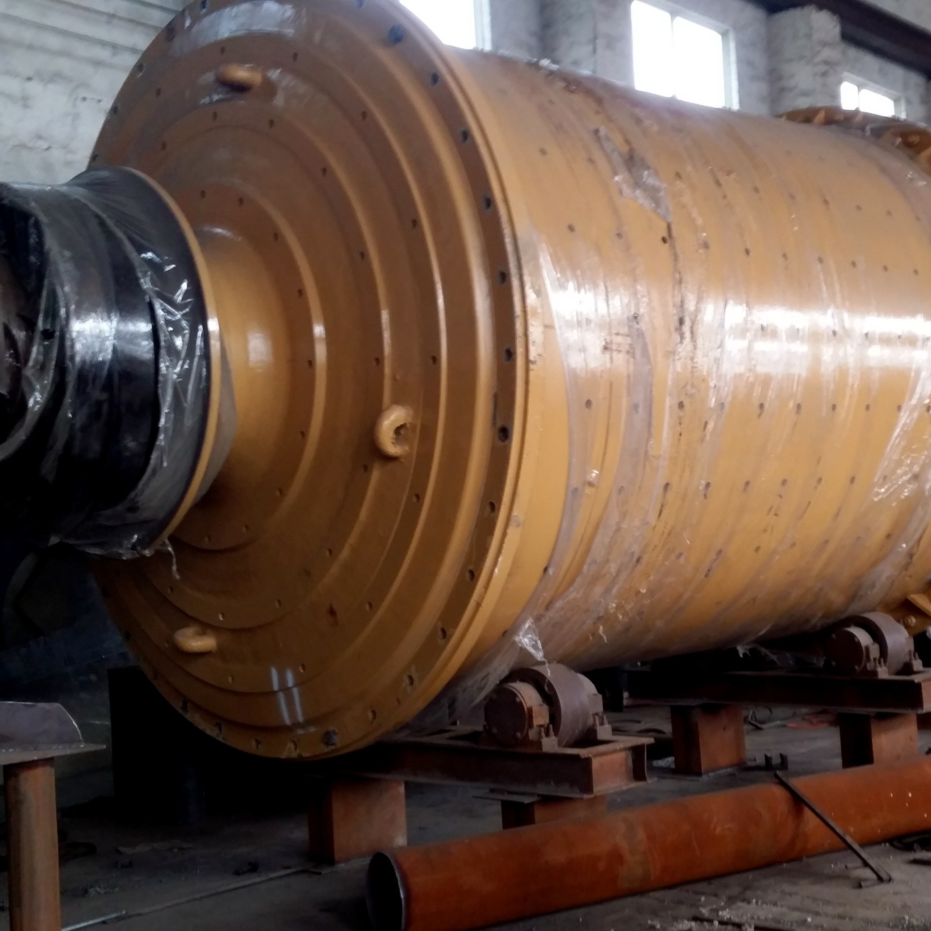 选矿制砂用球磨机卧式滚筒超细磨粉机煤粉石灰磨粉设备价格