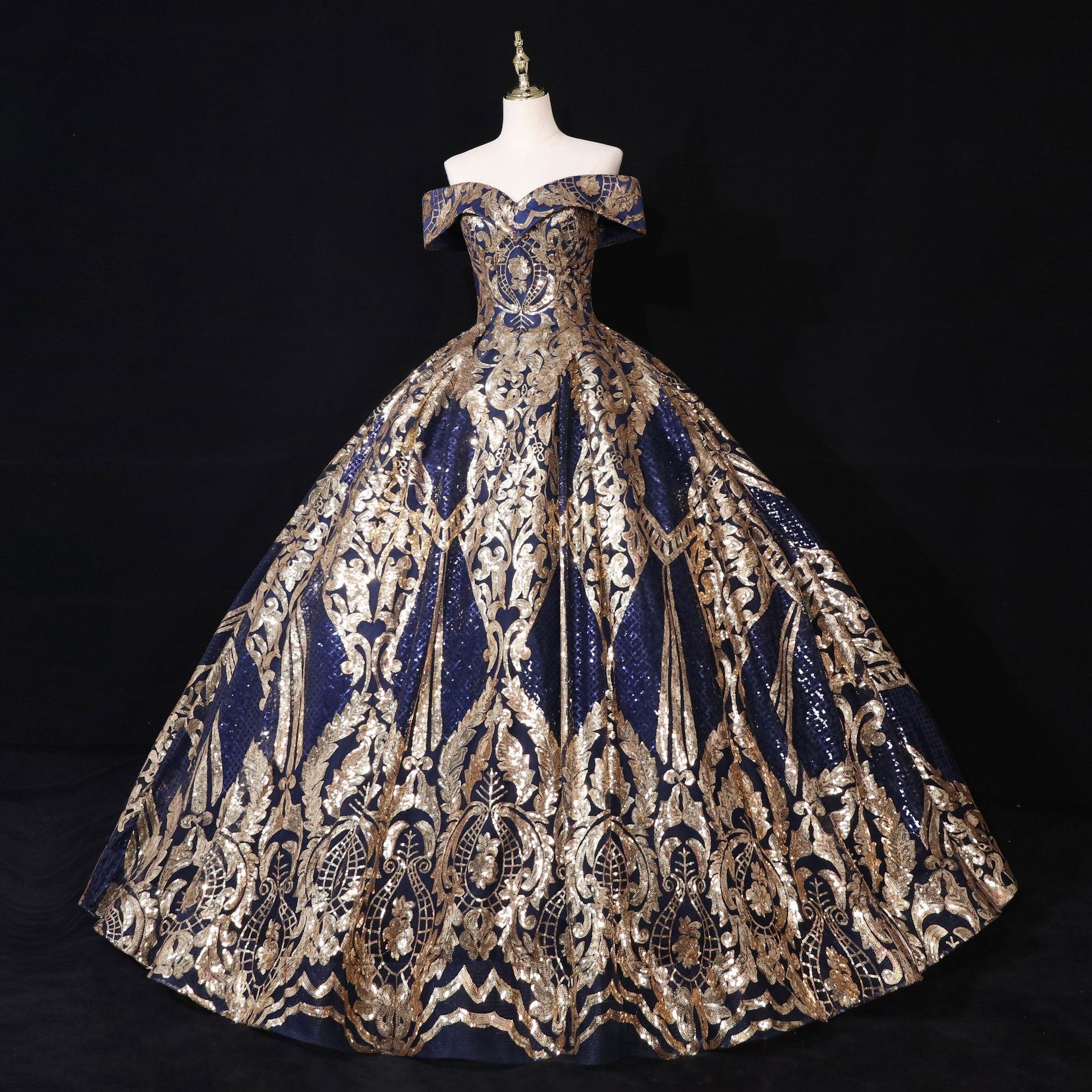 演出服2021冬新娘结婚独唱一字肩亮片宫廷梦幻公主蓬蓬裙婚纱礼服