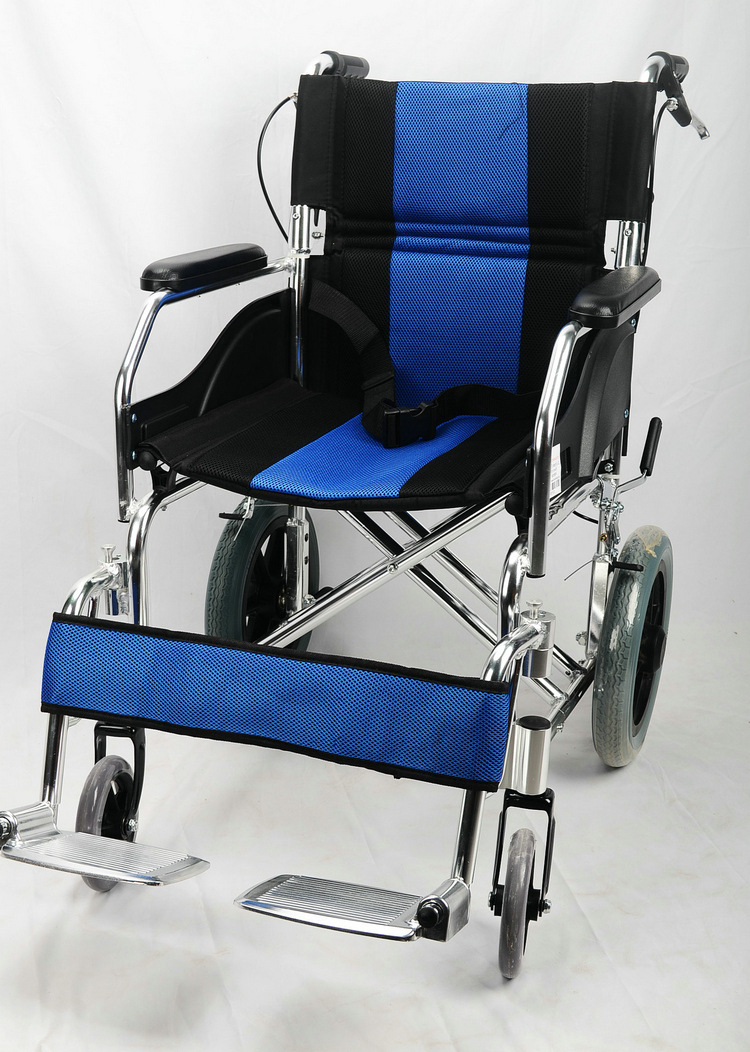 佛山超轻便轮椅 折叠老年便携式残疾人轻便旅游多功能手推轮椅车