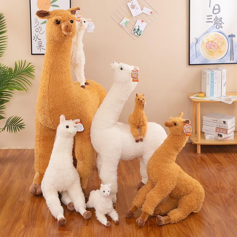 跨境仿真羊驼公仔毛绒玩具可骑可坐羊玩偶大号羊驼抱枕居家摆饰