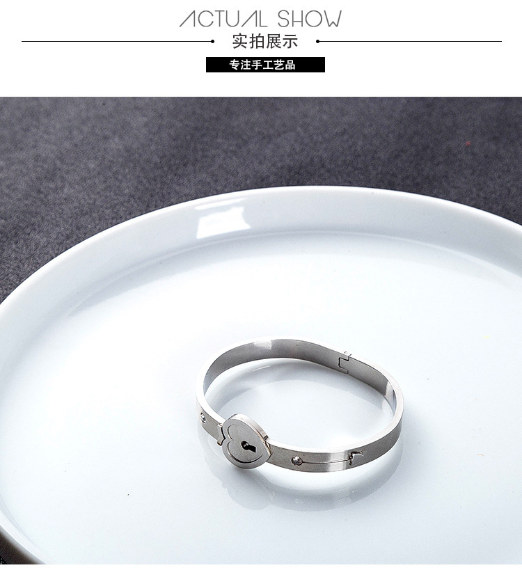 冲上云宵开锁手镯项链套装爱心手镯 跨境创意钥匙锁